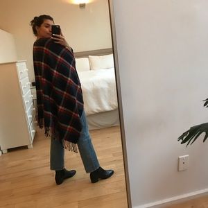UNIQLO *super soft* plaid pancho/scarf